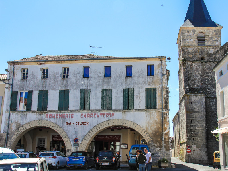 Bastide de Monclar